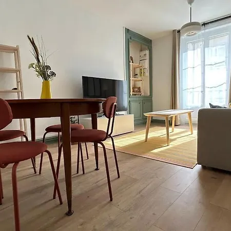 Au Coeur Du Centre Apartment *